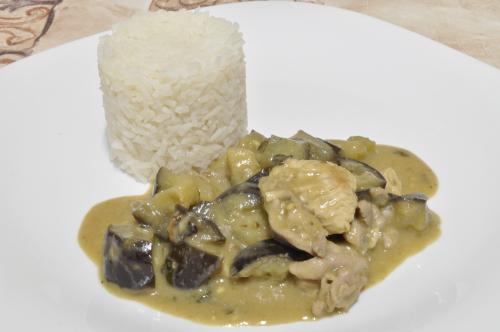 Sladké zelené karí s lilkem – Snadné recept z Thajsko kuchyně, hotový za Do 30 minut